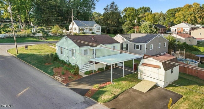707 Lincoln Ave in Johnson City, TN - Building Photo - Building Photo