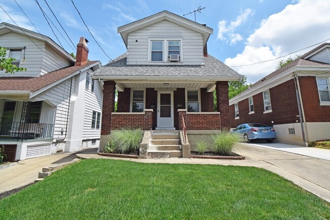 property at 3048 Taylor Ave