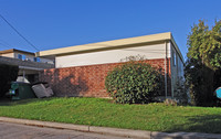 Back Nine Apartments in Seattle, WA - Foto de edificio - Building Photo