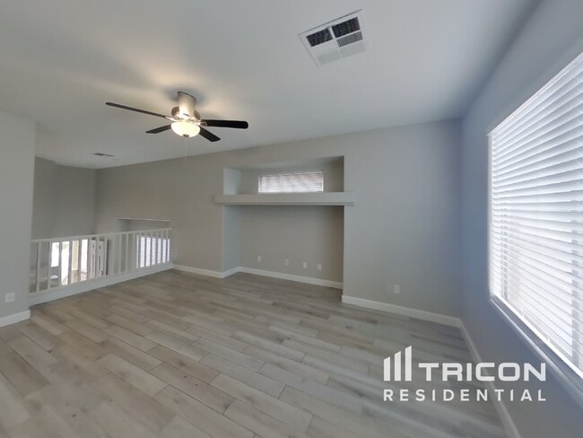 10753 Tuckermans Ave in Las Vegas, NV - Building Photo - Building Photo