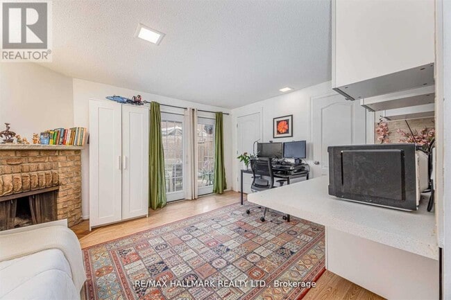 131 Cottonwood Ct