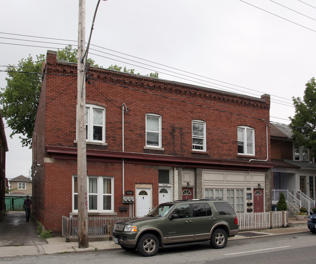 1124-1126 Dovercourt Rd