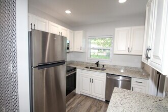 1833 Westwood Blvd in Melbourne, FL - Building Photo - Building Photo