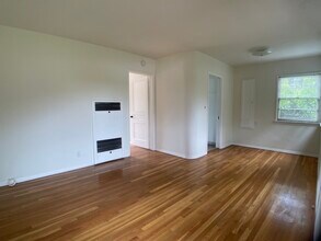 1008 Euclid St, Unit B in Santa Monica, CA - Foto de edificio - Building Photo