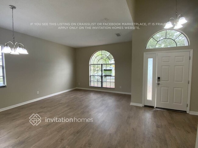 2700 Port Ct in Kissimmee, FL - Foto de edificio - Building Photo