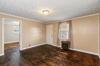 153 Yankee St in Knoxville, TN - Building Photo - Building Photo