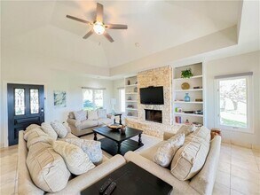 1707 Clubhouse Hill Dr in Spicewood, TX - Building Photo - Building Photo