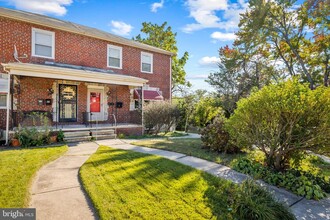 6801 Fairdel Ave in Baltimore, MD - Foto de edificio - Building Photo