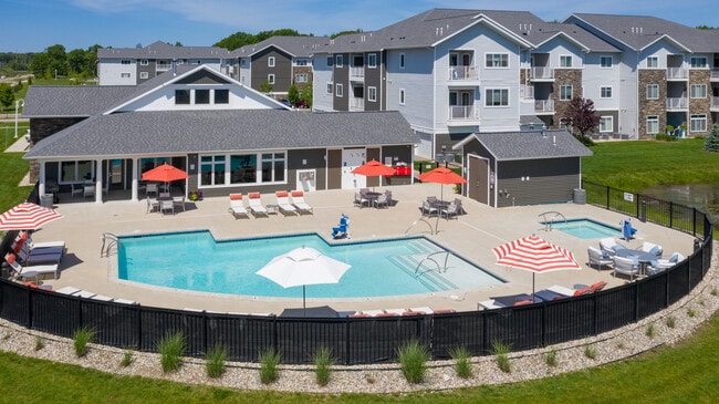Piper Lakes Apartment Homes