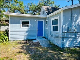 918 E 10th St in Sanford, FL - Building Photo