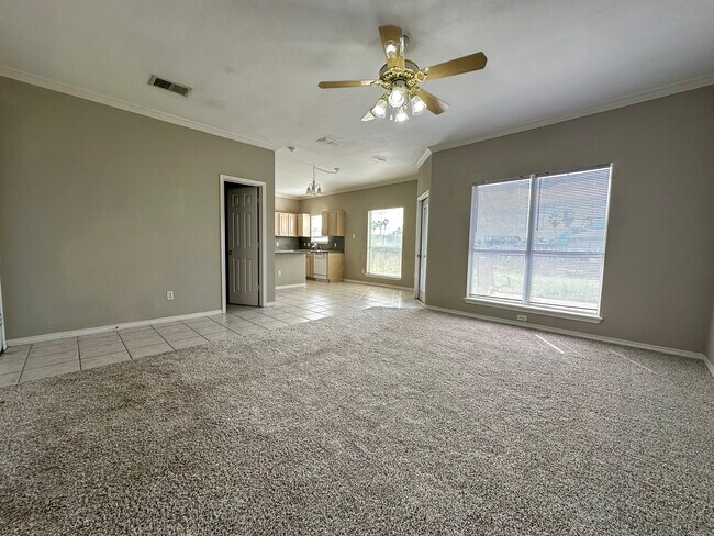 15341 Cruiser St in Corpus Christi, TX - Building Photo - Building Photo