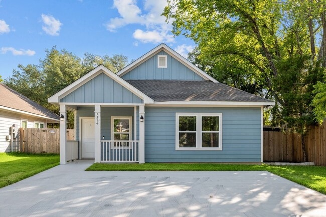 property at 1314 Antone St