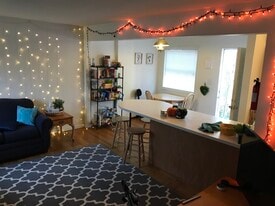 211 W Hamilton Ave in State College, PA - Building Photo