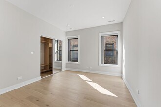 7522 N Eastlake Ter, Unit 2 in Chicago, IL - Foto de edificio - Building Photo