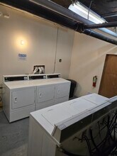 8058 S Hermitage Ave in Chicago, IL - Building Photo - Building Photo