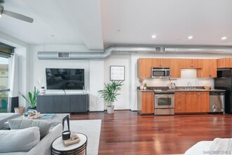 1551 Fourth Ave in San Diego, CA - Building Photo - Building Photo