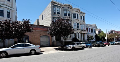 263-267 Frederick St in San Francisco, CA - Building Photo - Building Photo