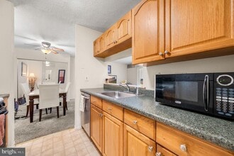 105 Stockton Ct in North Wales, PA - Building Photo - Building Photo