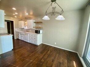 5517 Fountain Head Dr in Enid, OK - Building Photo - Building Photo