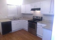 233 Vista Way photo'