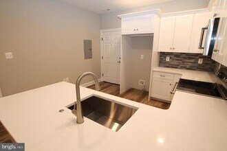 301 Edgeboro Dr in Newtown, PA - Building Photo - Building Photo