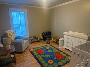 137 Calumet St, Unit A in Boston, MA - Building Photo - Building Photo