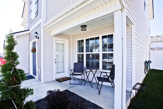 1255 Magnum Dr in Clarksville, TN - Building Photo - Building Photo