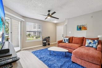 Laguna Place Apartments in Kissimmee, FL - Building Photo - Building Photo