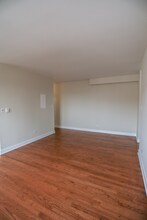 5841 N Winthrop Ave in Chicago, IL - Building Photo - Building Photo