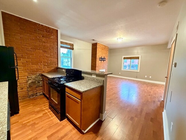 3947 Mintwood St in Pittsburgh, PA - Building Photo - Building Photo