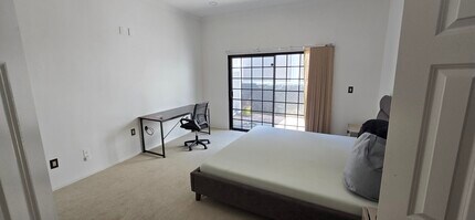 2019 Carnegie Ln in Redondo Beach, CA - Building Photo - Building Photo