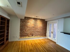 510 8th St NE in Washington, DC - Building Photo - Building Photo