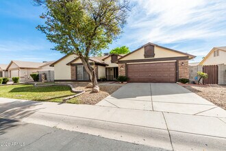 18853 N 40th Pl in Phoenix, AZ - Building Photo - Building Photo