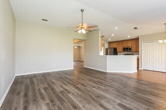 2655 Oak Haven Dr in Middleburg, FL - Building Photo - Building Photo