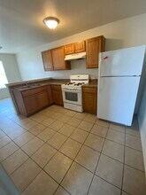 8487 Roseway Dr, Unit A in El Paso, TX - Foto de edificio - Building Photo