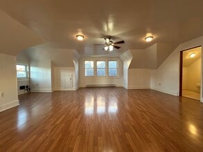 225 S Main Ave, Unit 3 in Scranton, PA - Building Photo - Building Photo