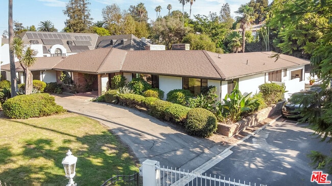 5160 Los Feliz Blvd in Los Angeles, CA - Building Photo - Building Photo