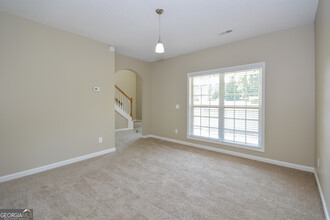 119 Lost Forest Dr in Mcdonough, GA - Foto de edificio - Building Photo