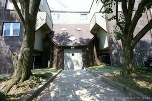 183 Livingston Pl in Bridgeport, CT - Building Photo