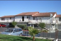 The Garden Apartments in Vista, CA - Foto de edificio - Building Photo