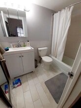 174 Grand St in Jersey City, NJ - Building Photo - Building Photo