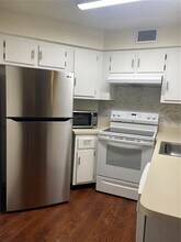 3795 Atrium Dr in Orlando, FL - Building Photo - Building Photo