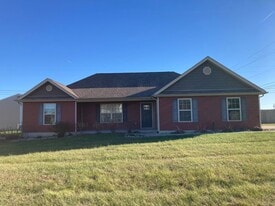 231 Harness Ct in Elizabethtown, KY - Building Photo