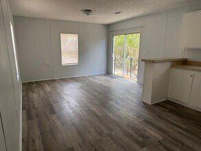 955 W Prairie St in Avon Park, FL - Building Photo - Building Photo
