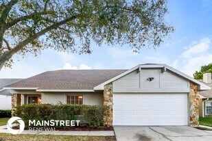 8712 Mc Adam Pl in Tampa, FL - Building Photo