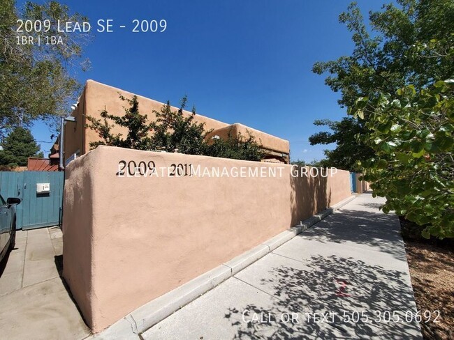 2009 Lead Ave SE in Albuquerque, NM - Building Photo - Building Photo