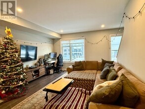 1079 Speedvale Ct in Ottawa, ON - Building Photo - Building Photo