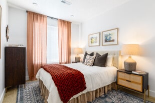 Senior Living on Washington in Ogden, UT - Building Photo