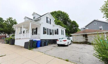 24 Vale St in Providence, RI - Building Photo - Building Photo