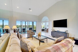 2703 Captains Way in Jupiter, FL - Building Photo - Building Photo